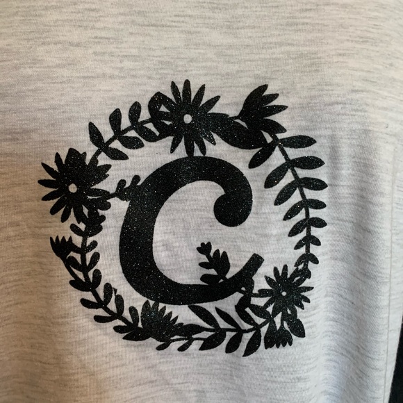 Monogrammed or Initial C T-shirt Medium EUC - Picture 2 of 7
